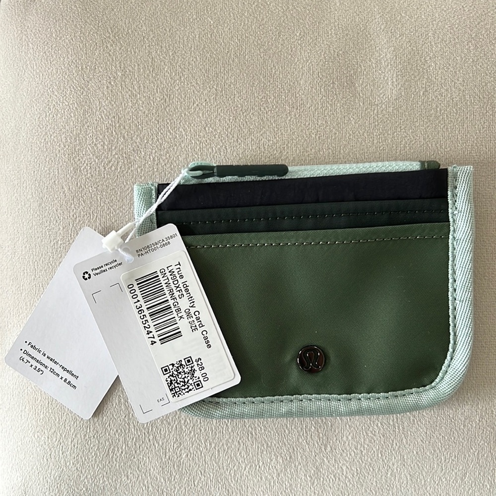 Lululemon Wallet